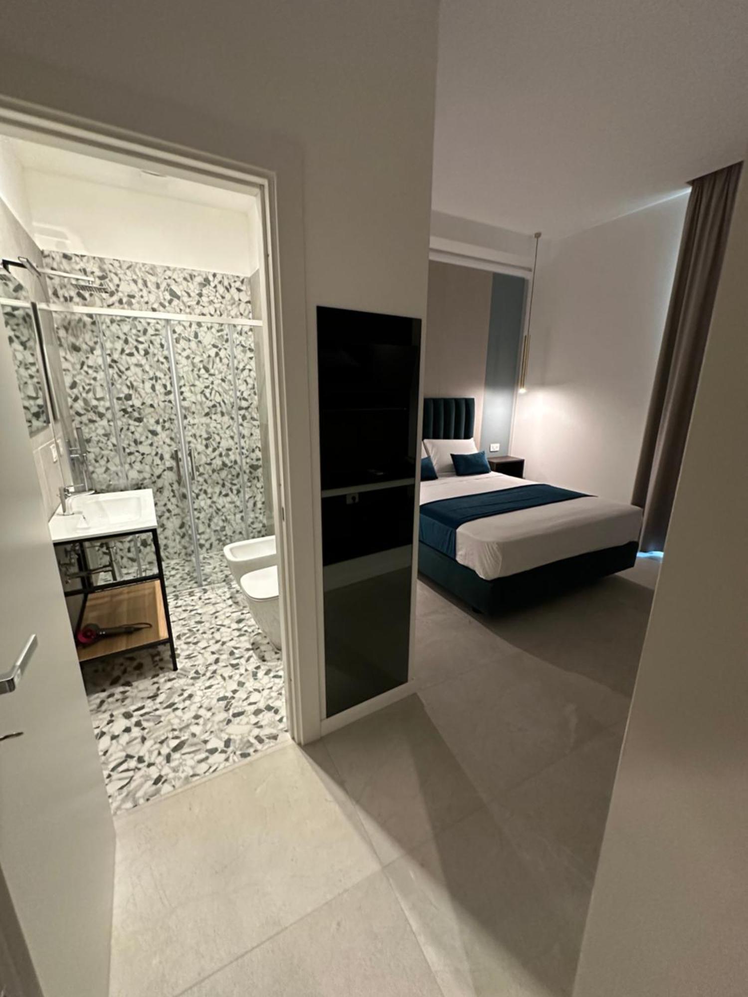 Hotiday Room Collection - Napoli Museo Suite Zewnętrze zdjęcie